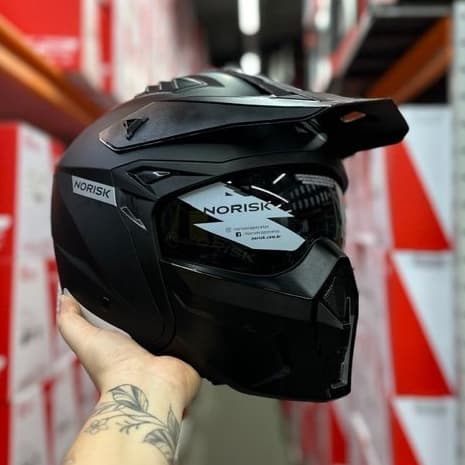 CAPACETE NORISK LANÇAMENTO DARTH II X1 PRETO FOSCO TRILHA URBANO EXCLUSIVO
