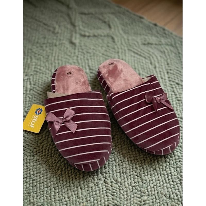 Pantufa Feminina Soft Listrada com Laço – Conforto e Delicadeza