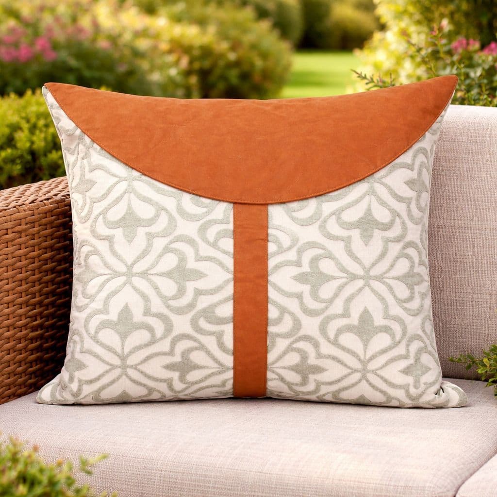 Capa de Almofada Linho 45x45cm T Invertido 45x45cm Couro aplicado + Bouclê Verde Oliva