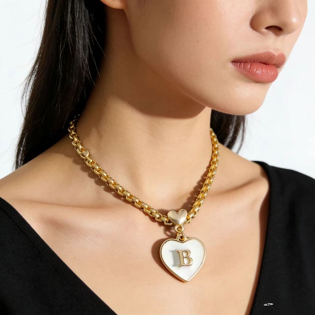Colar Coração Letra Inicial Nome Folheado Ouro 18K - Todas as Letras
