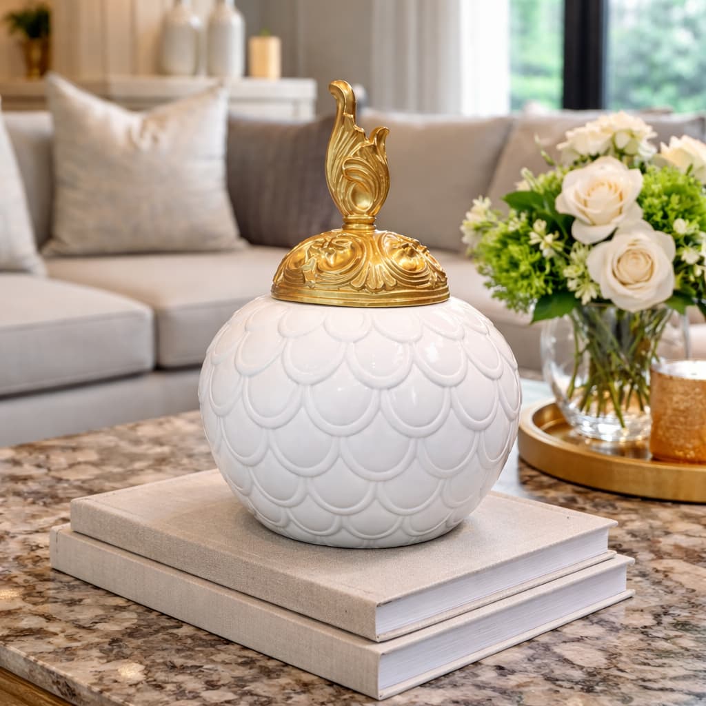 Vaso Escamado Premium Branco e Dourado Bioplástico Luxo Decoração Moderna Elegante Minimalista Ouro
