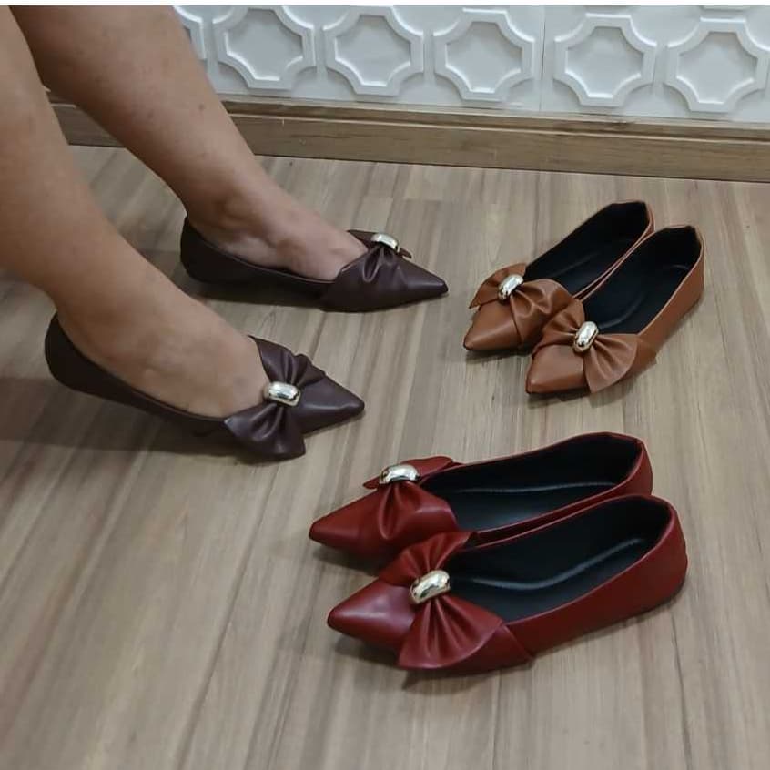 Sapatilha Feminina Bico Fino alongado com Palmilha Conforto com Enfeite