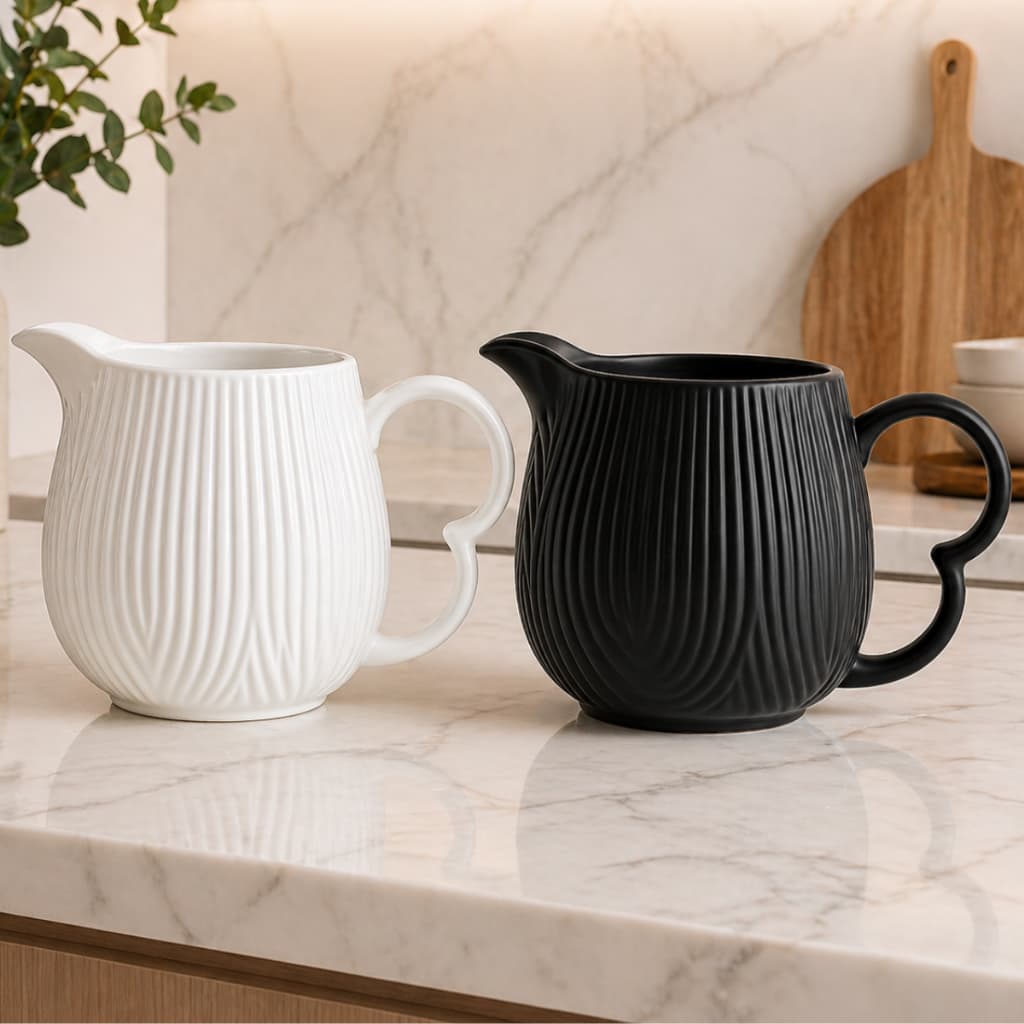 Cremeira de Ceramica Oásis 300ml Leiteira Bico Dosador Jarra Leite Molho Café