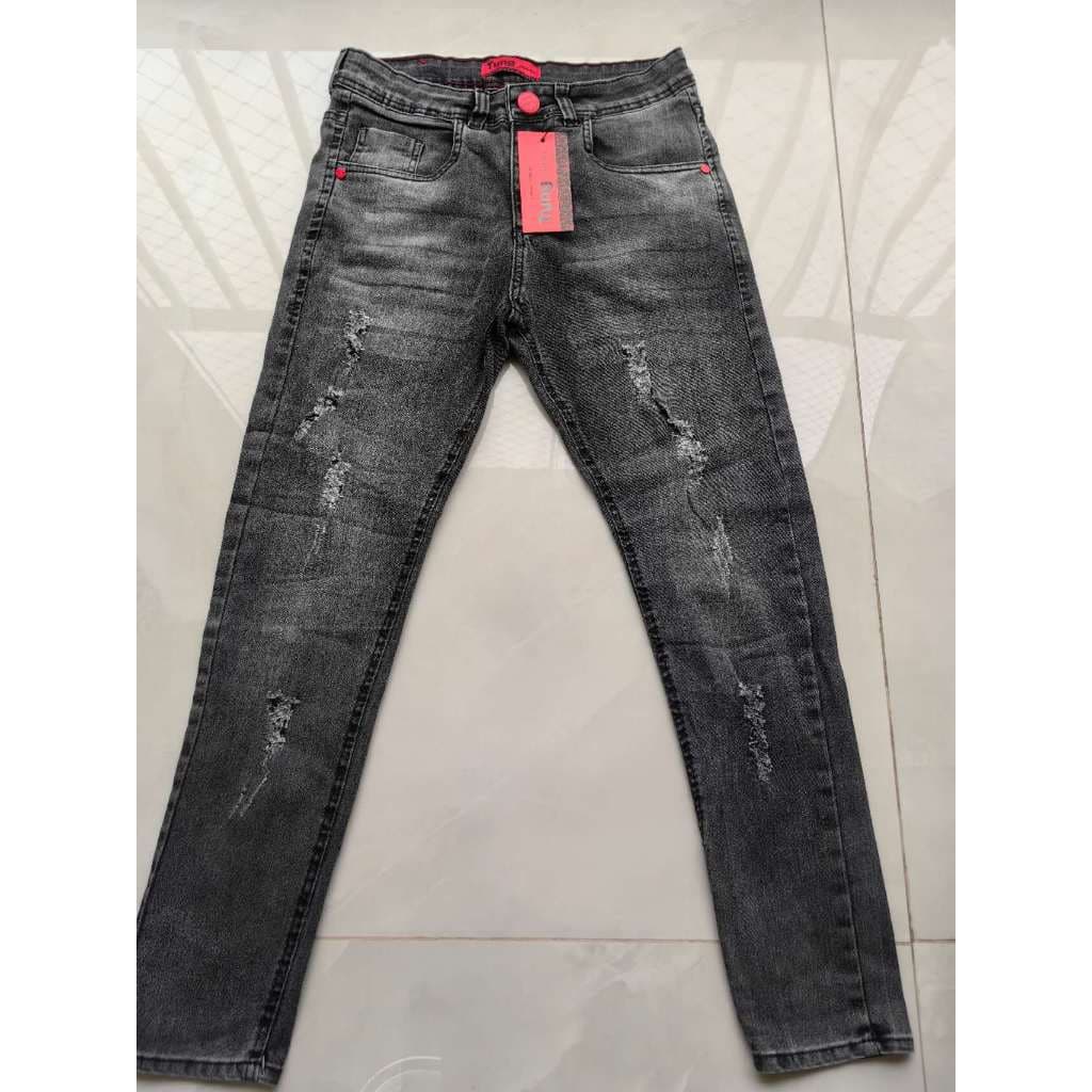 Calça Jeans Masculina Skinny Modelo