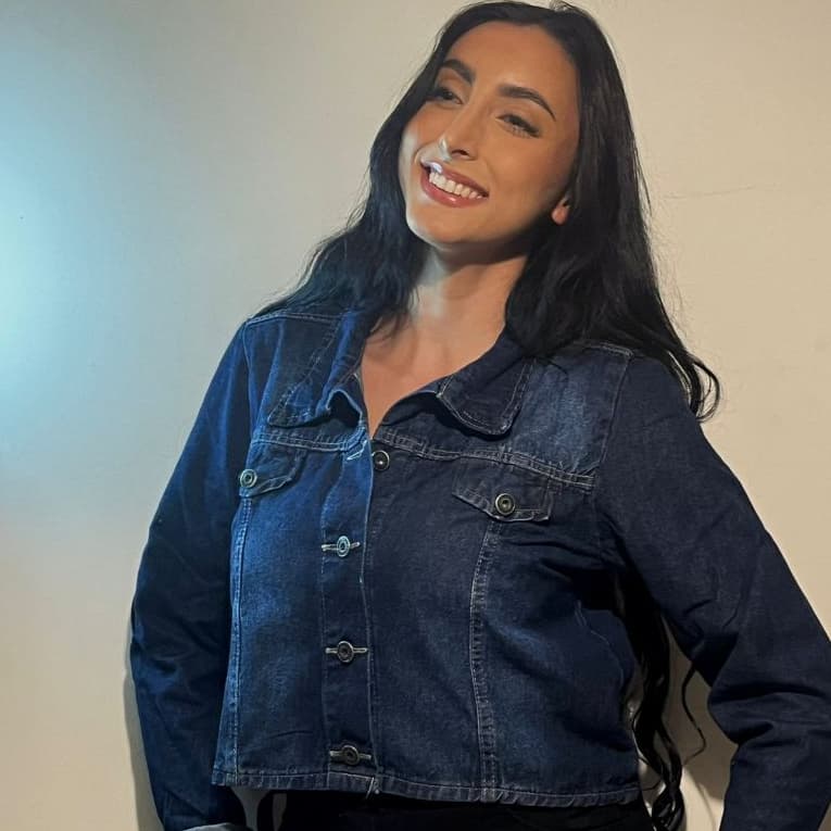 Jaqueta Feminina Jeans Azul Escuro Stone com Used