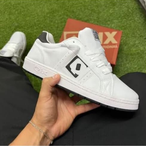 Tênis Skatista Robusto Sola Reta QIX Suede Leve Antiderrapante 34 ao 43 Cinza Branco Preto Masculino Feminino 50% OFF !