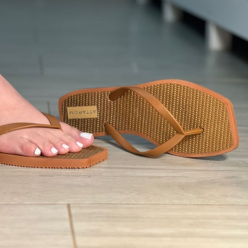 Chinelo Feminino Palha Bico Quadrado Forrado Briza Praia