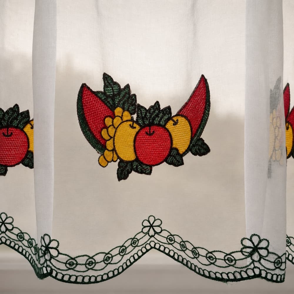 Cortina De Cozinha Voil e Ilhós Bordado Para Varão 135 X 250cm