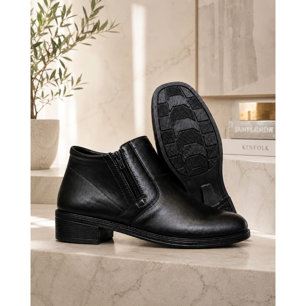 Bota Masculina Social Couro Sintético com Zíper Confortável Elegante Cano Curto Envio Imediato