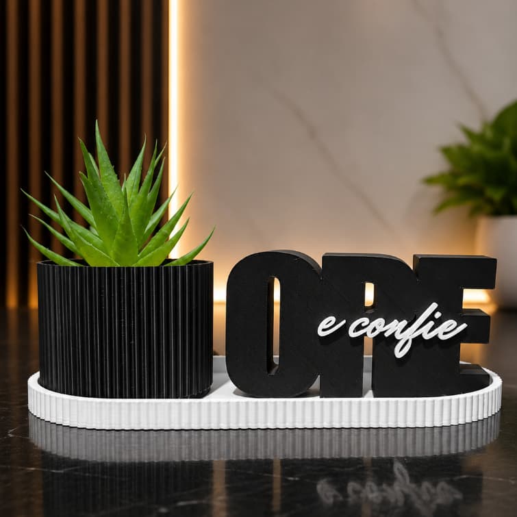 Kit Decorativo Ore e Confie com Vaso, Suculenta Artificial e Bandeja – Decoração Religiosa Moderna