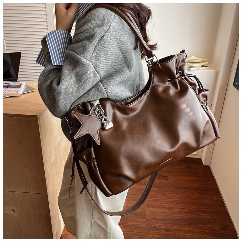 Bolsa Feminina Vintage Hobo Grande Capacidade Couro PU Macio Ombro Transversal Tote Bag Coreana Casual Elegante