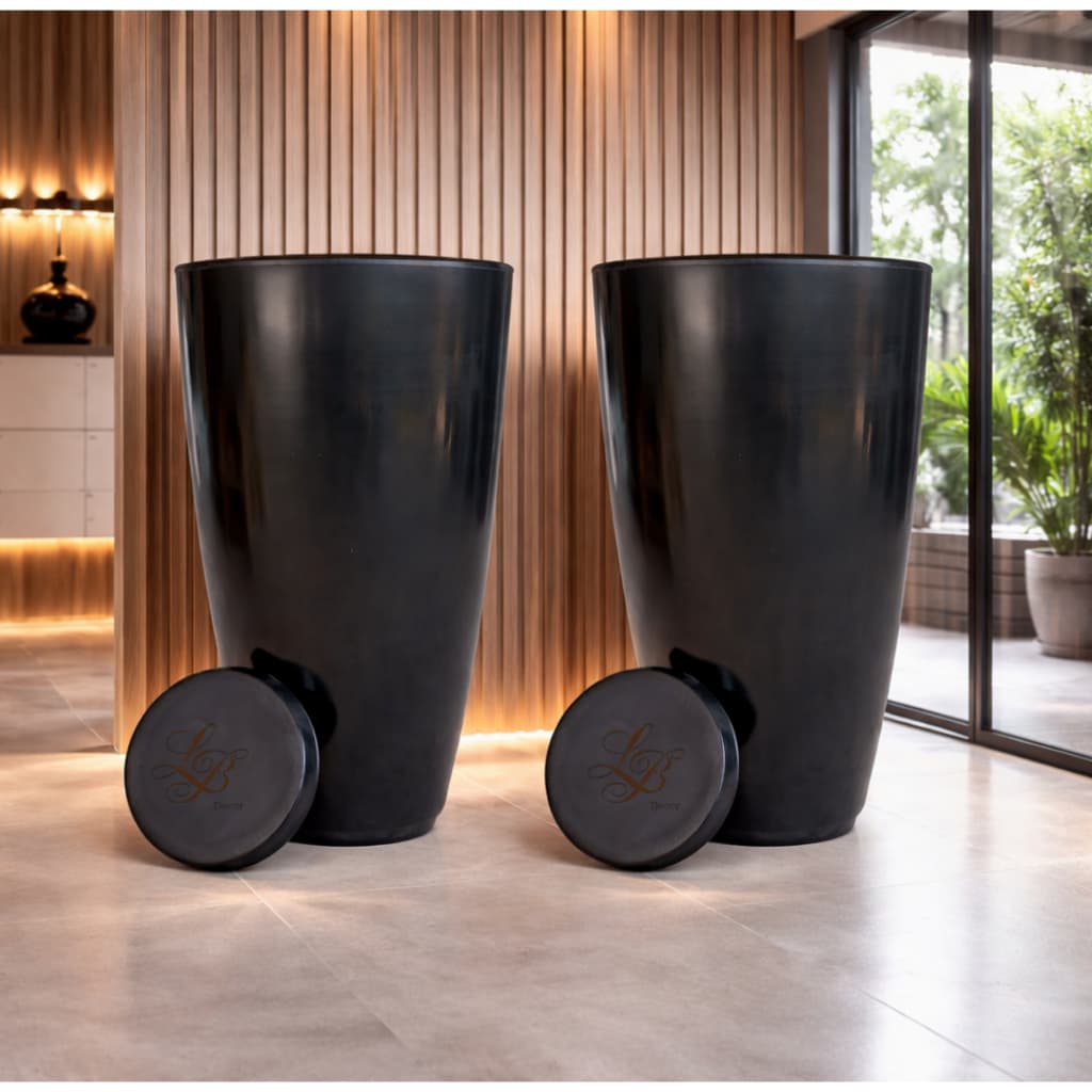 Kit 2 vasos para plantas grandes em polietileno nº 4 com prato coletor