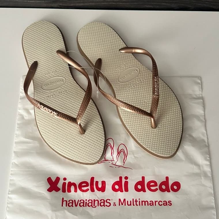 Chinelo/rasteirinha slim point Rose gold