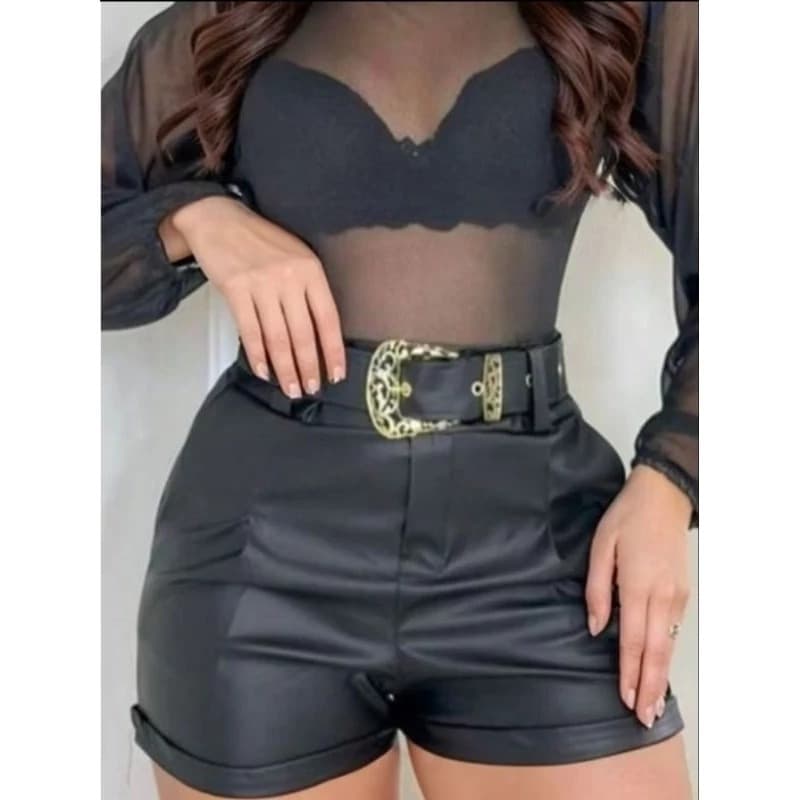 Shorts Feminino De Couro Fake Cor Preto Cinto De Fivela Social