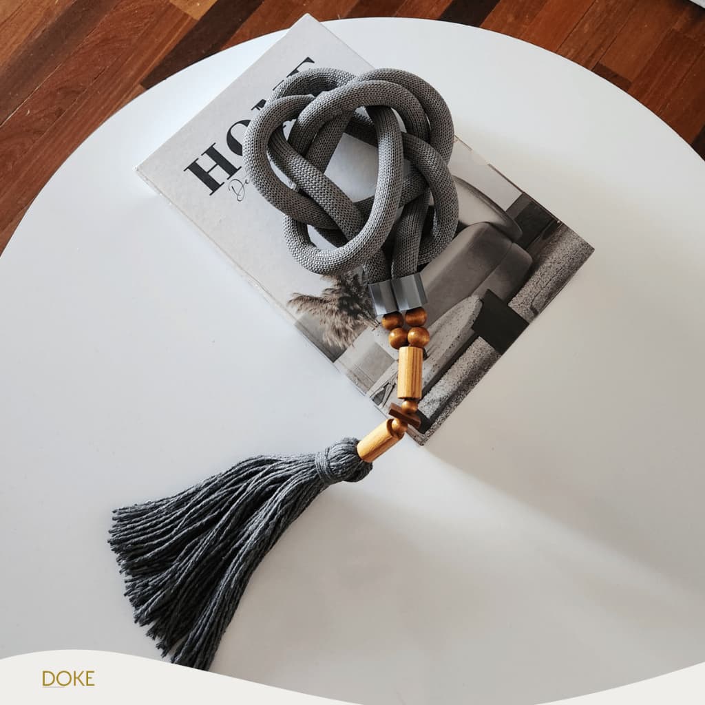 Colar de Mesa 45cm Nó trançado e Madeira Corrente Decorativa Elegante Para Mesinha de Sala
