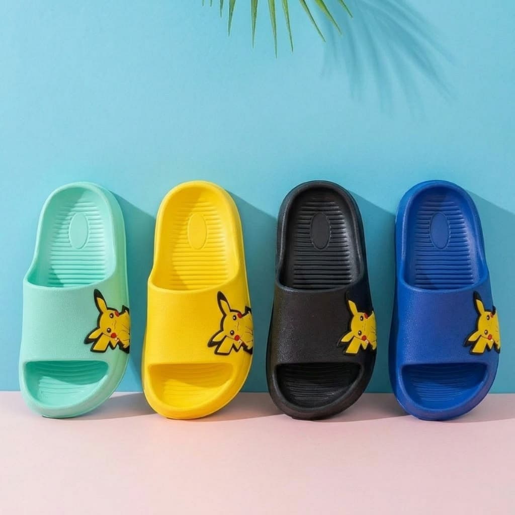Slide Infantil Menino Chinelo Pikachu Juvenil Nuvem para Casa em Geral, para Quarto, para Presente