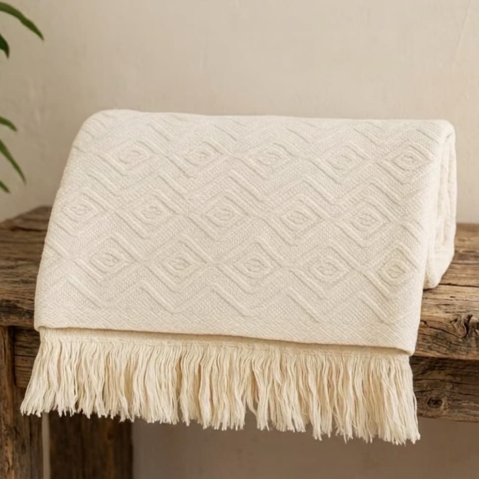 Manta Para Sofá Premium Gigante Decorativa Protetora 2,50x1,80 Cru Tambaba
