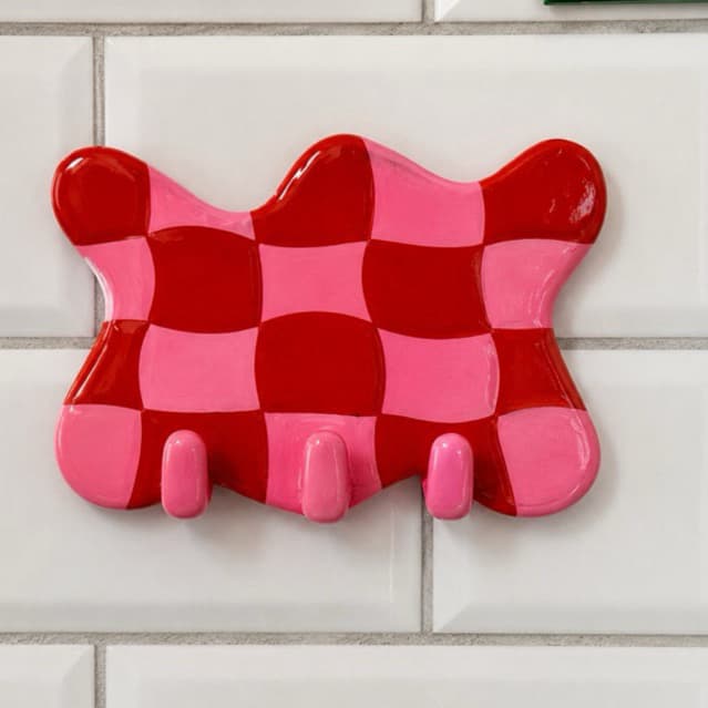 Porta-Chaves de Parede Xadrez Vermelho e Rosa | Cerâmica Fria Artesanal porta chaves criativo