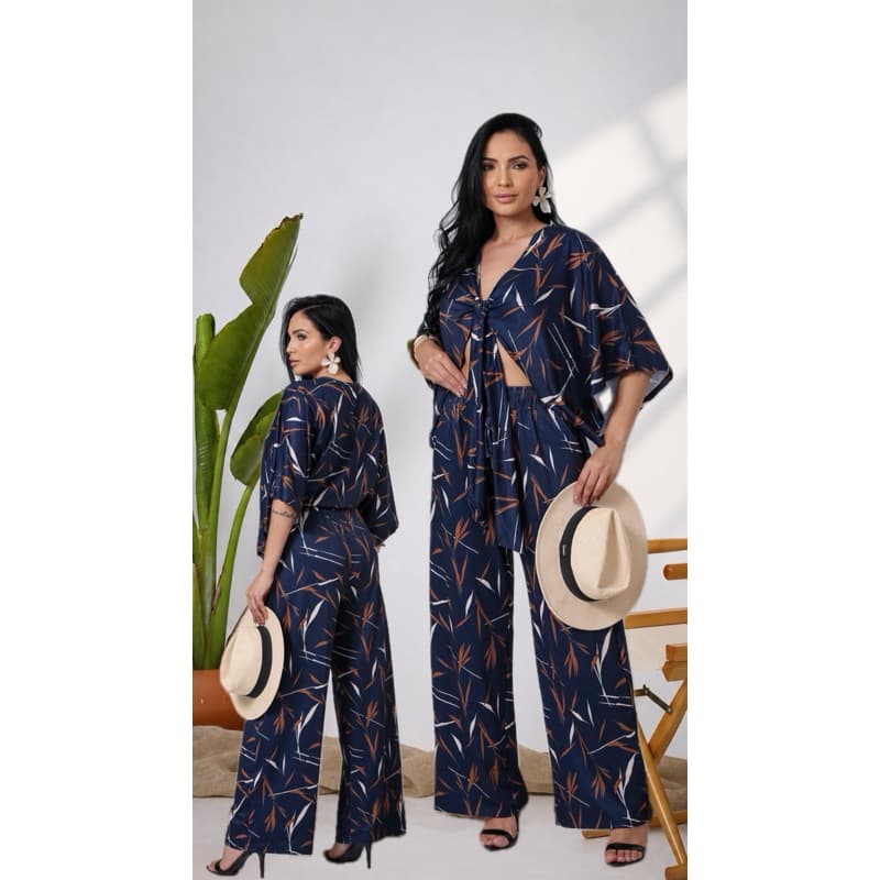 Conjunto calça pantalona com blusa multiformas. Conjunto feminino malha fluit. Calça pantalona para mulheres elegantes.
