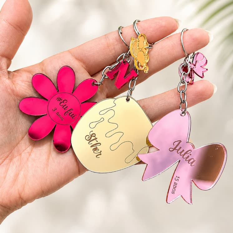 Kit Chaveiro 75/50/30/15 Unidades em Acrílico Personalizado – Formato Livre + Nome/Cor Lembrancinha Mimo