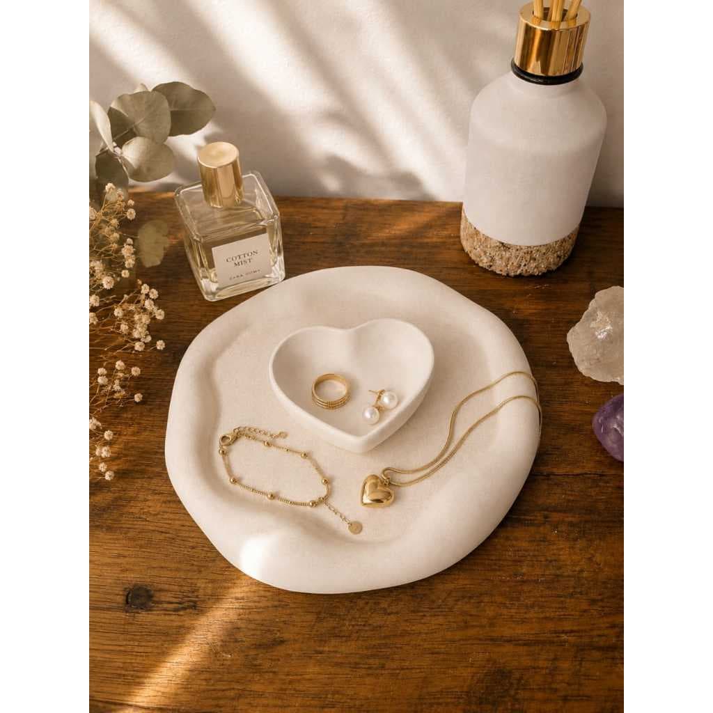 Kit Bandeja com Porta Joias Coração | Bandeja Orgânica Redonda19cm | Expositor de Joias