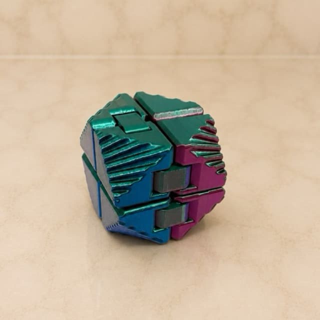 Cubo Infinito Articulado Fidget Relaxante Terapeutico Dobrável Brinquedo Liso e com Texturas TDAH