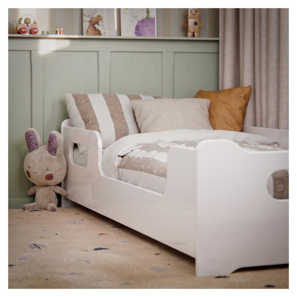 Cama Infantil Montessoriana Baixa Para Colchão Com Grade Lateral De Segurança Para Quarto De Menino e Menina Encanto