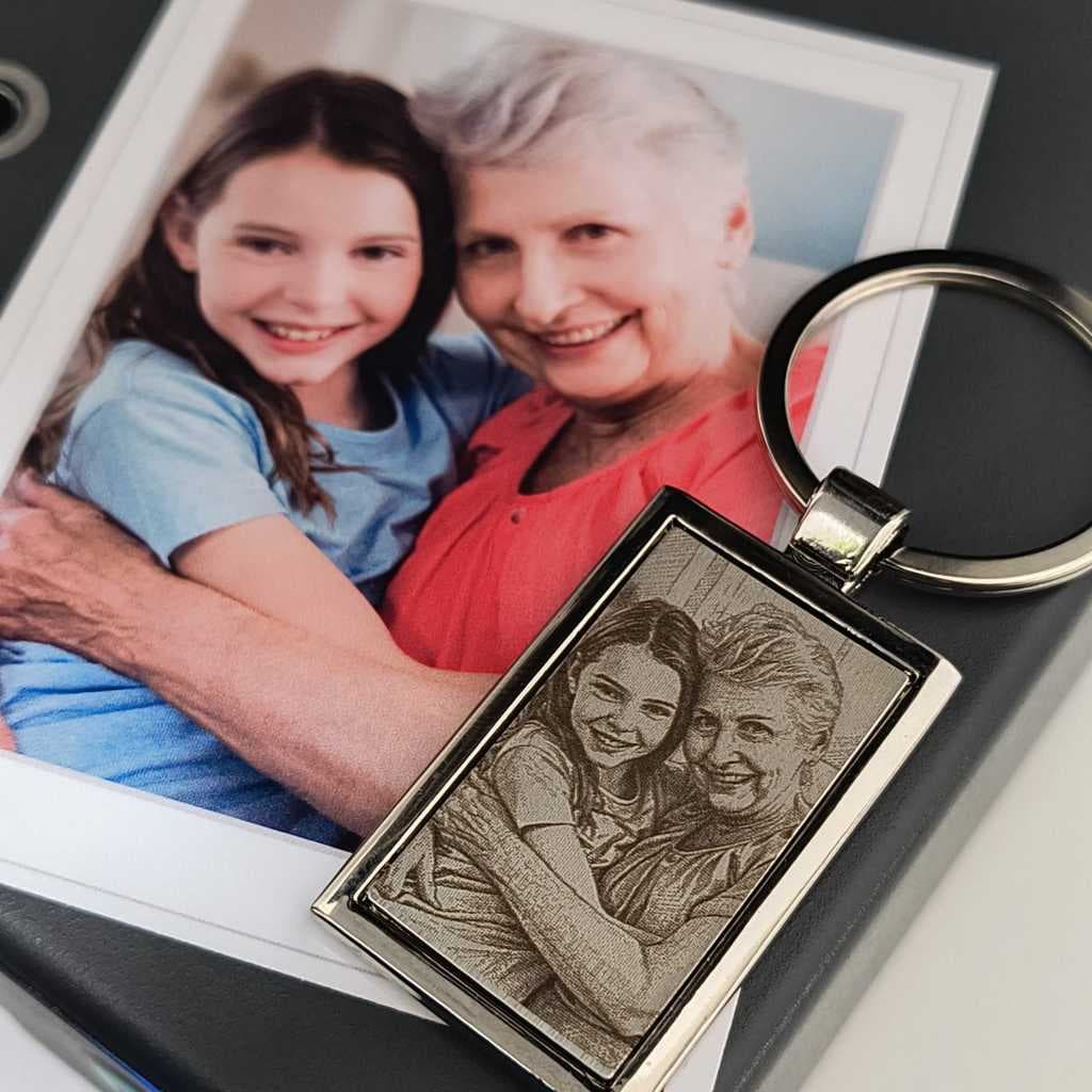 Chaveiro Personalizado - foto gravada a laser - presente para a vovó - para surpreender quem você ama - lembrança.