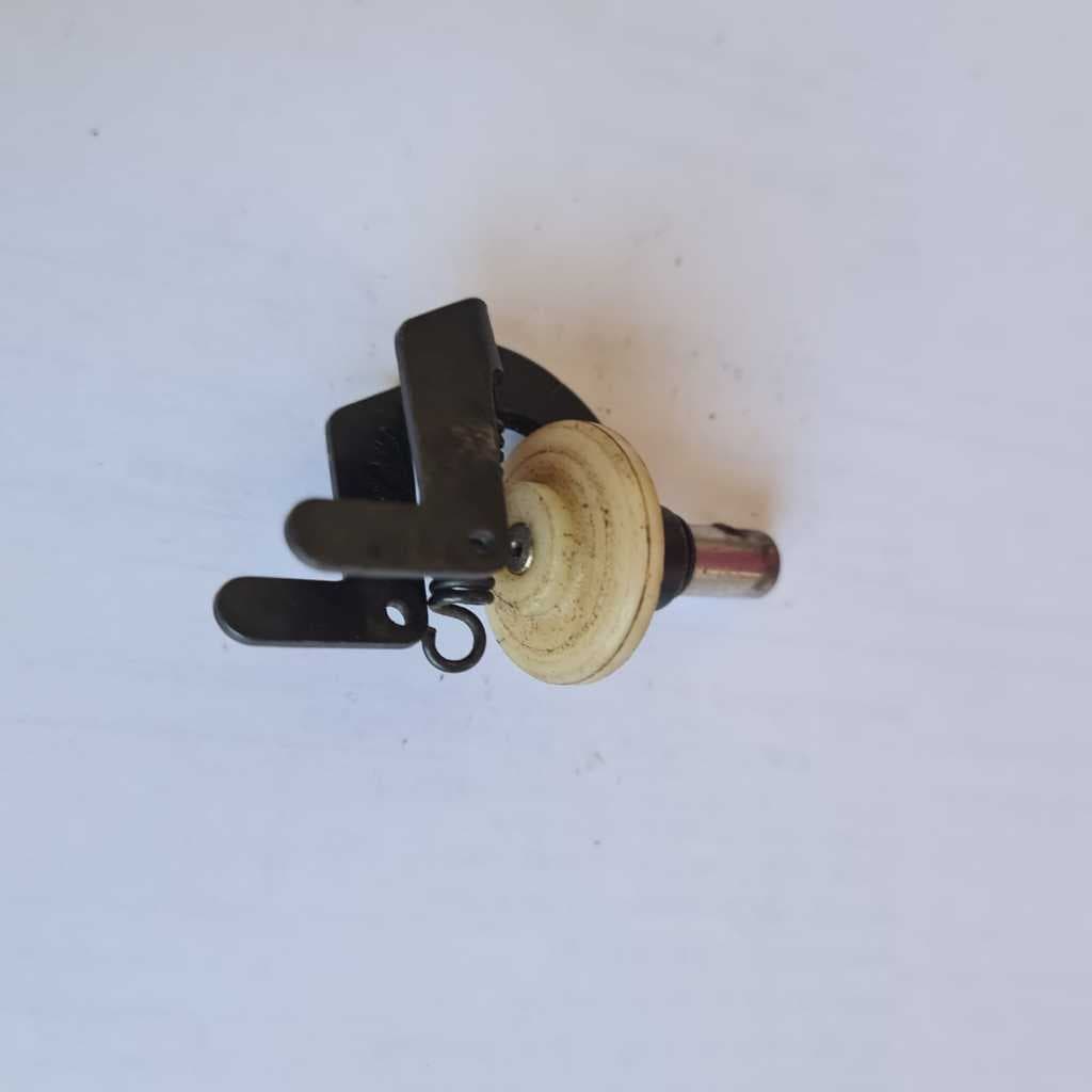 Enchedor para maquina de costura antiga Vintage Colecionador