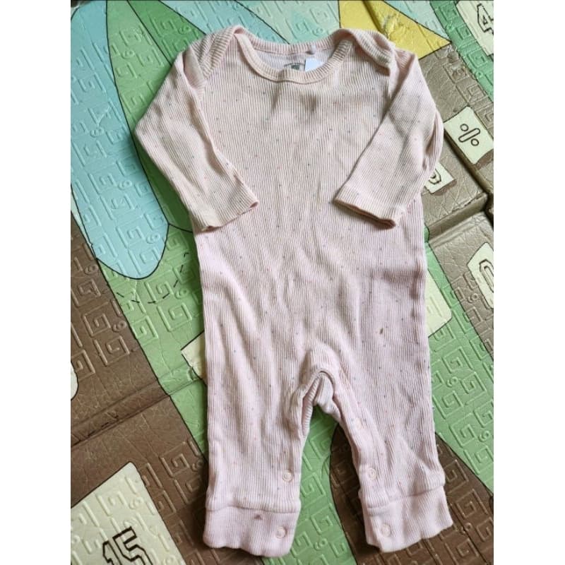 [ Desapego bebê] Macacão baby club 3 a 6 meses rosa claro com bolinhas impecável