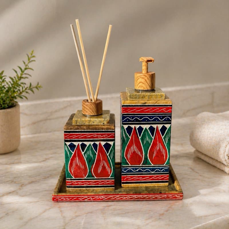 Kit Lavabo 3 Peças Luxo em Pedra Sabão Bordado à Mão | Saboneteira + Difusor de Aromas + Bandeja Decoração Elegante