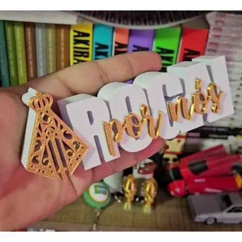 Letreiro Decorativo 3D Rogai Por Nós – Decoração Religiosa Cristã Mesa Escritório | Impressão 3D