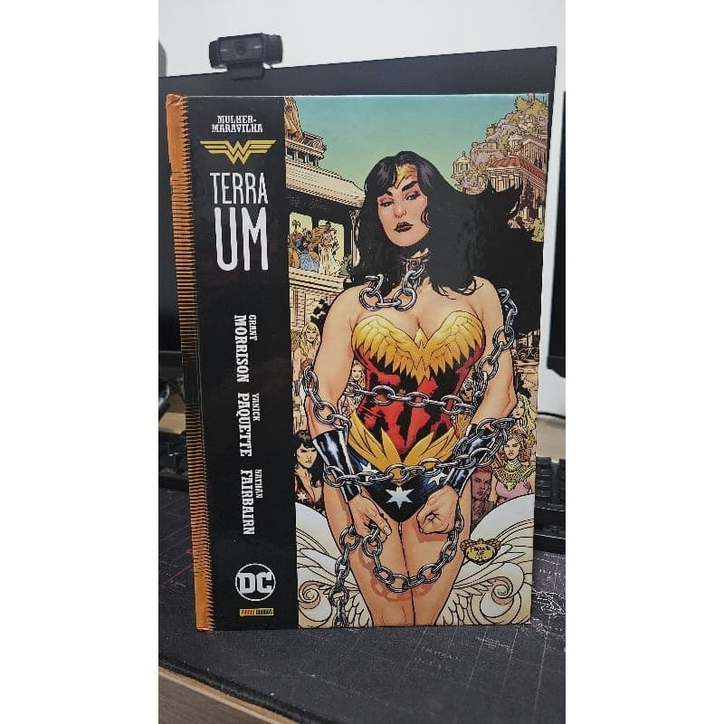 Mulher Maravilha - Terra Um
