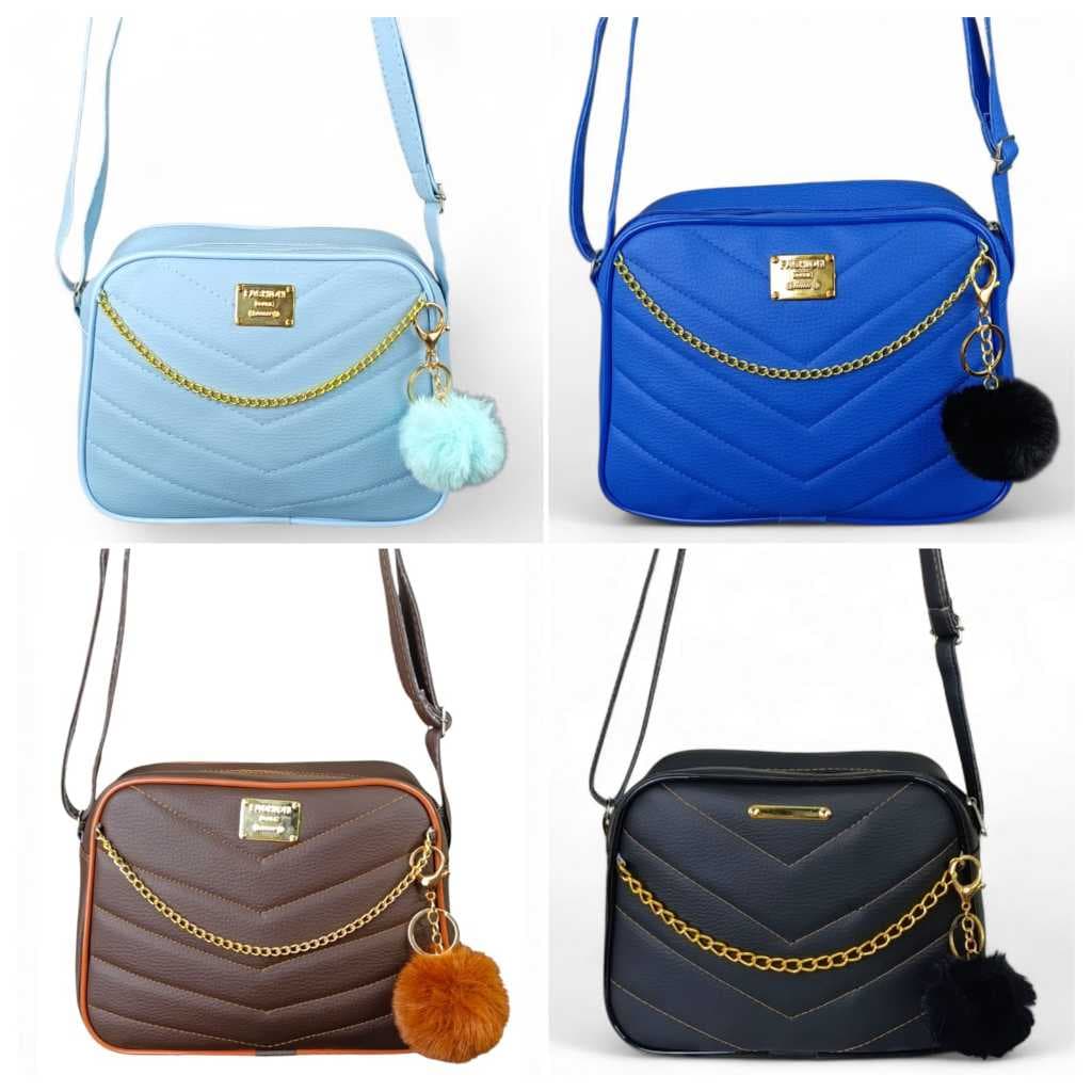 Bolsa Corrente Feminina Preta Pequena Alça Transversal Reforçado + Pompom - Festa