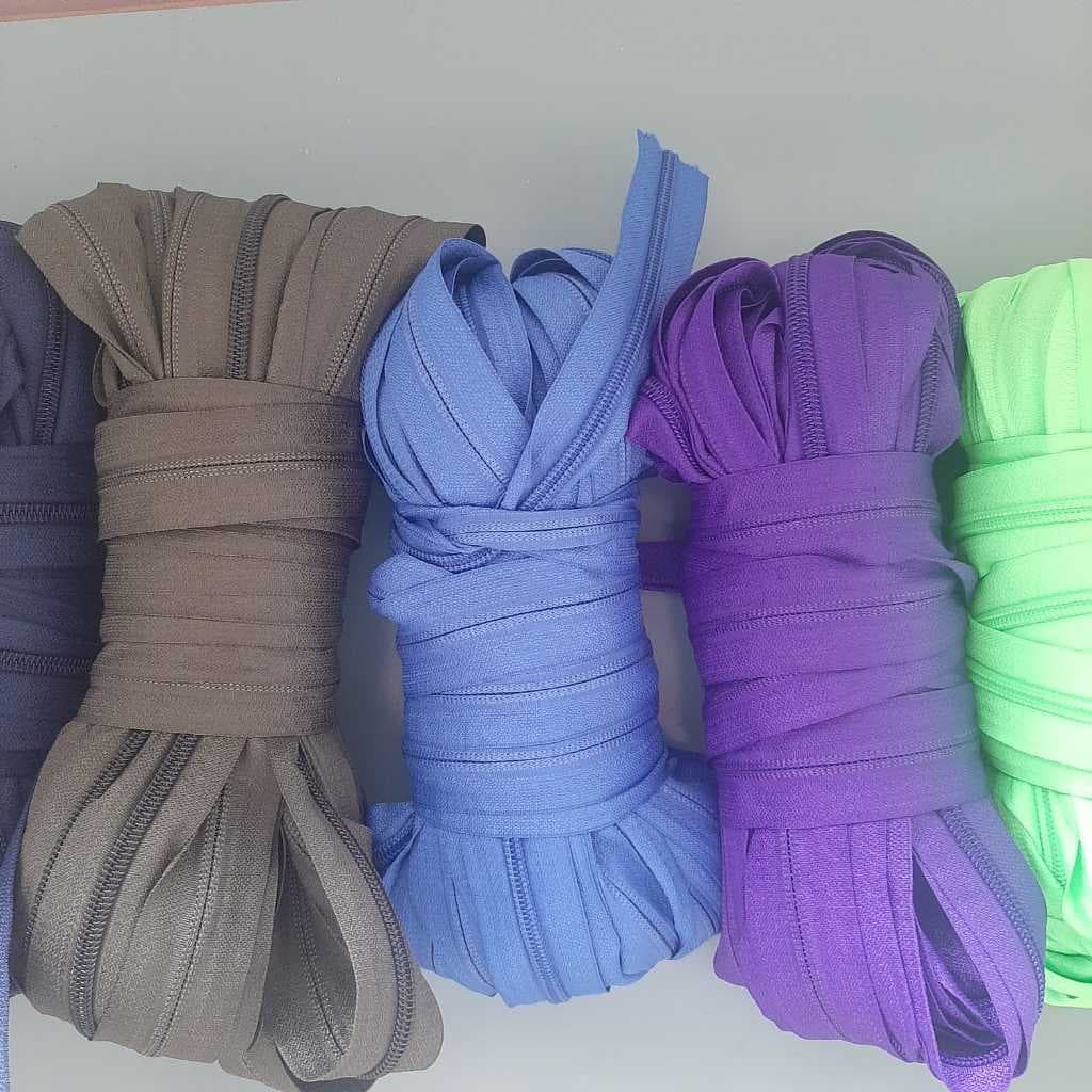 10 Metros De Zíper N 05 Nylon Para Artesanato e 10 cursor - Cama Pet Almofada Etc