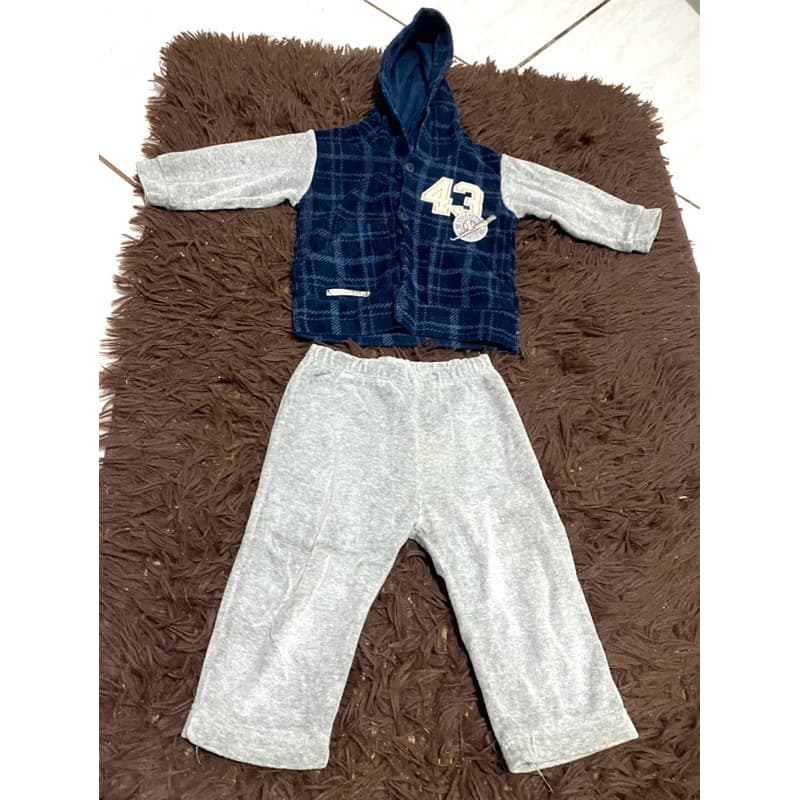 Conjunto de frio infantil masculino, blusa com capuz e moletom cinza tamanho 06/09 meses