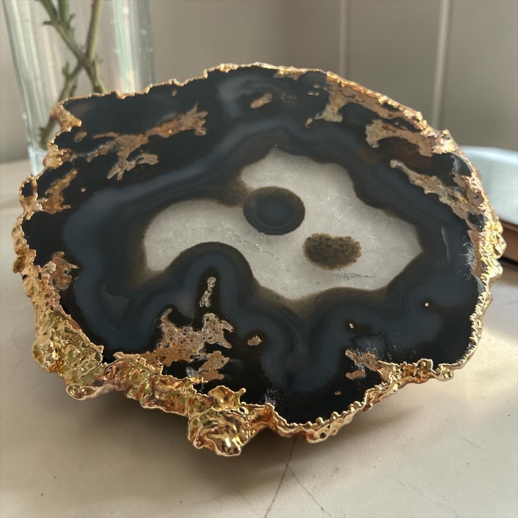 Chapinha Ágata Natural Cristalizada B34 Banho Dourado 15cm Pedra Natural Decorativa