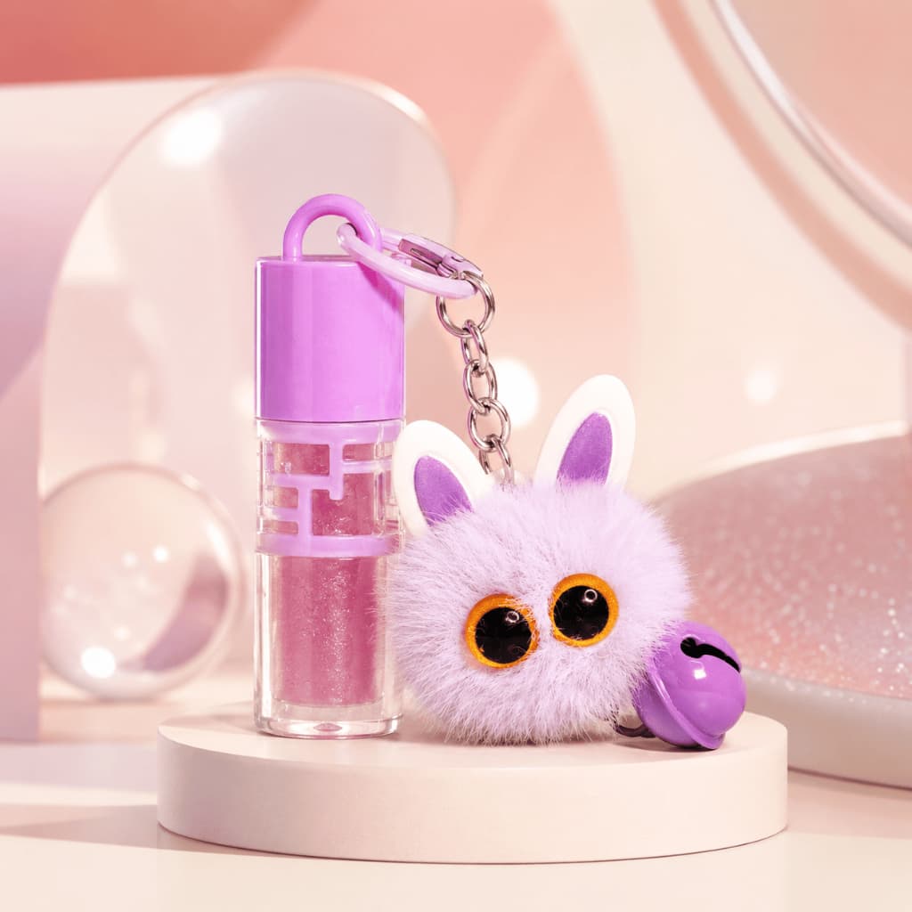 Gloss Labial Com Chaveiro Pompom Brilho Para Boca Maquiagem Feminina