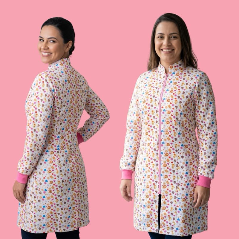 Jaleco Diversão estampado gola padre manga longa