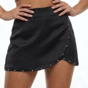 Shorts Saia lua Alfaiataria Feminino Moderno com Detalhes em Strass Moda Feminina Sofisticada moda feminina confortável