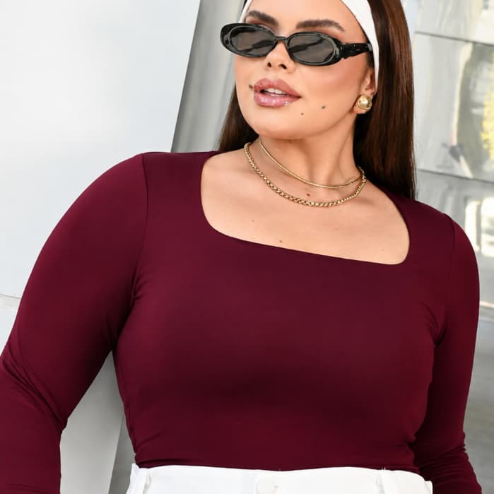Blusa Manga Longa Feminina Básica Decote Quadrado Segunda Pele Plus Size T shirt Confortável Alta Elasticidade em Suplex