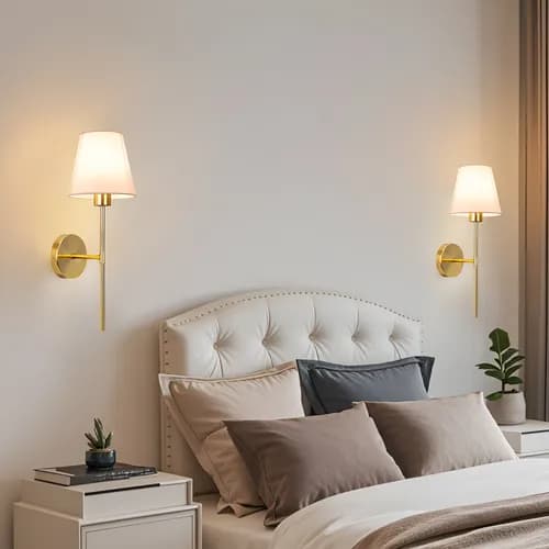 KIT 2 Arandelas Tocheiro Dourada C/ Cúpula Tecido Cru- Ideal para sala de estar, quarto e corredor, 127/220V