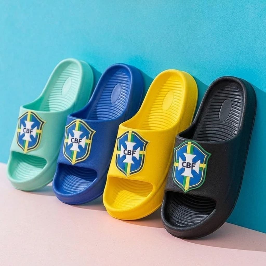 Chinelo Infantil Masculino Futebol Estampado Anatômico Verão Praia Passeio Confortável