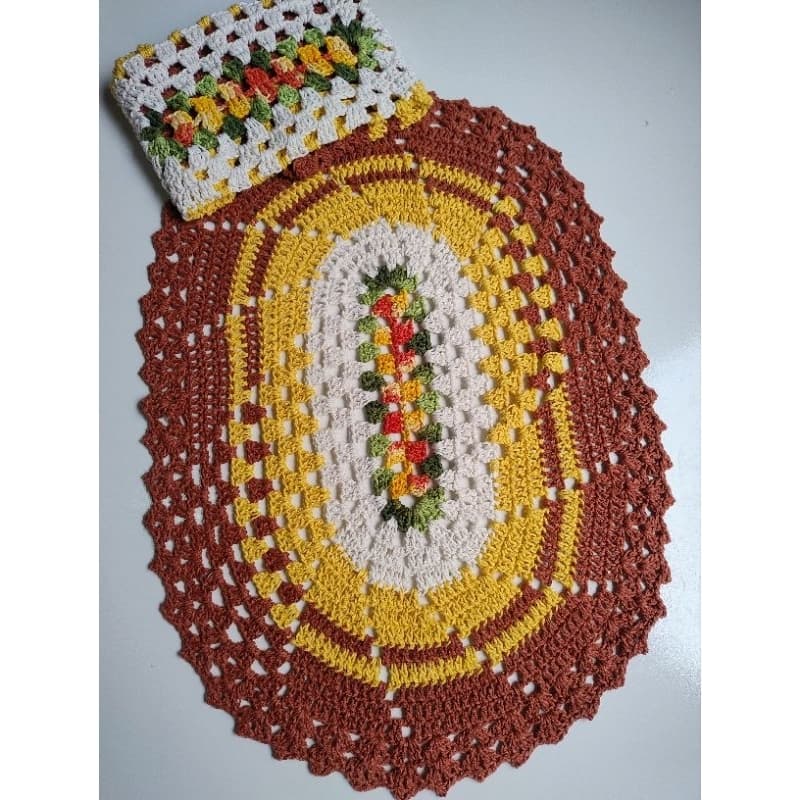 Par de Tapetes de Crochê Artesanal – Amarelo e Terra | 66x47 cm