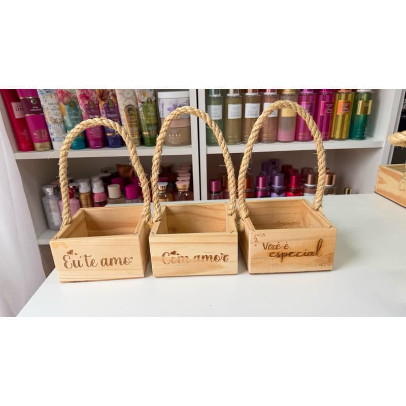 Combo 3 Cesta de Madeira Quadrada 13cm com Alça de Sisal Reforçada com Arame Com Escritas
