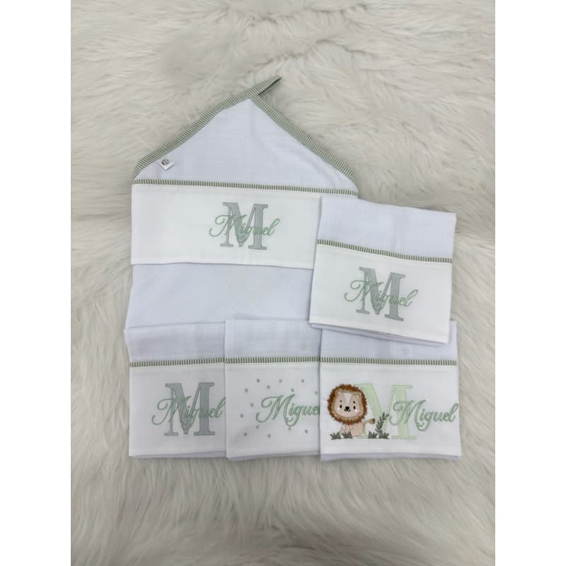 Kit Fraldas Bordadas Personalizadas – Pronta Entrega | Nome Miguel