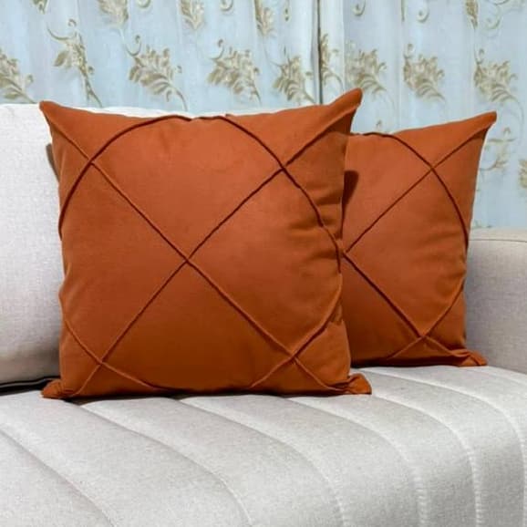 Kit 2 Capas de Almofada Quadrada Drapeada Suede Premium 45x45 Alta Qualidade
