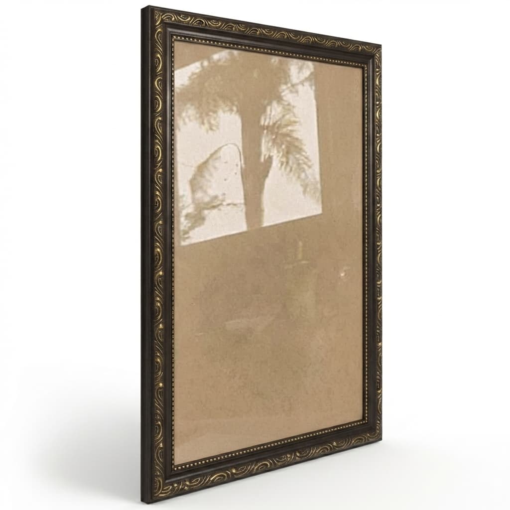 MOLDURA TRABALHADA QUEBRA-CABEÇA  22,3X31,3 COM ACRÍLICO CRISTAL.