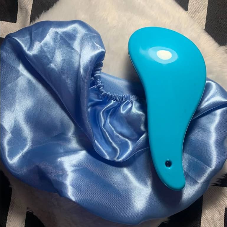 Kit Touca de Cetim + Escova de Cabelo