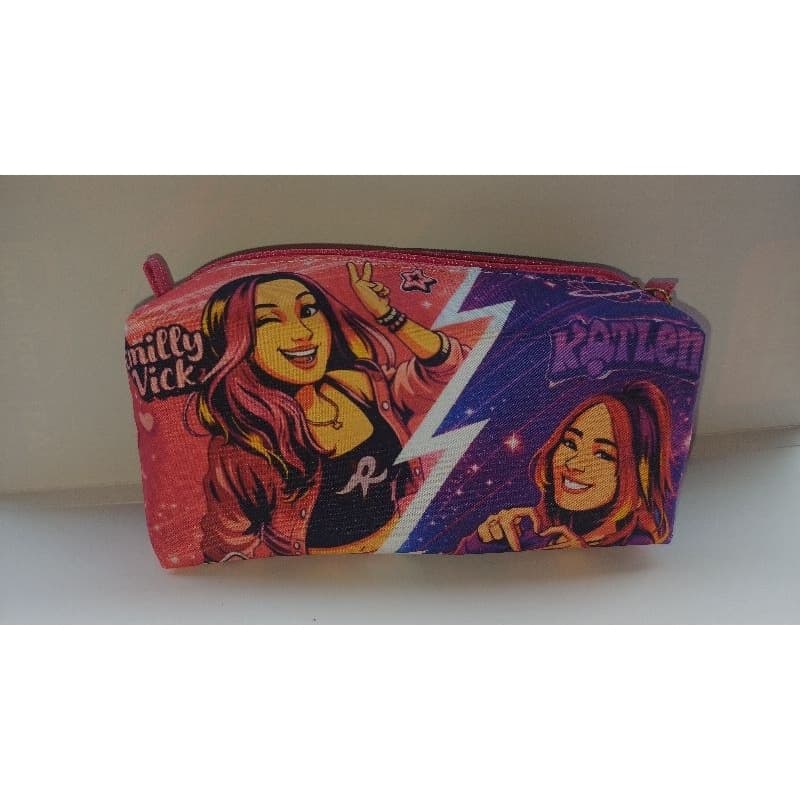 estojo multiuso Emily vick e katlen